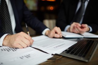 amending the shareholder's agreement